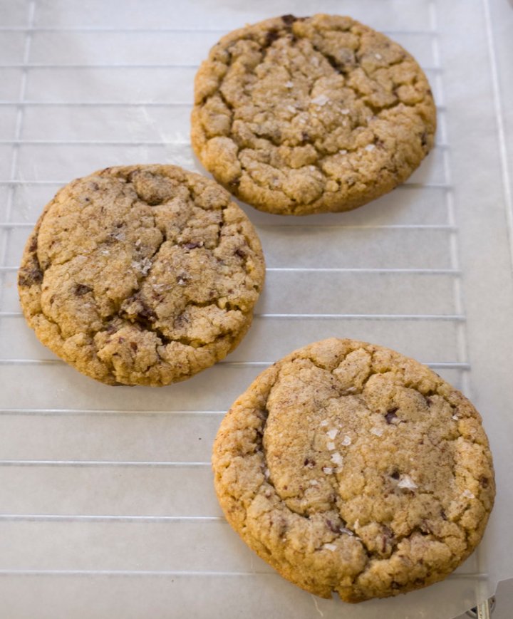 Hazelnut, Toasted Oat & Chocolate&nbsp;Cookies
